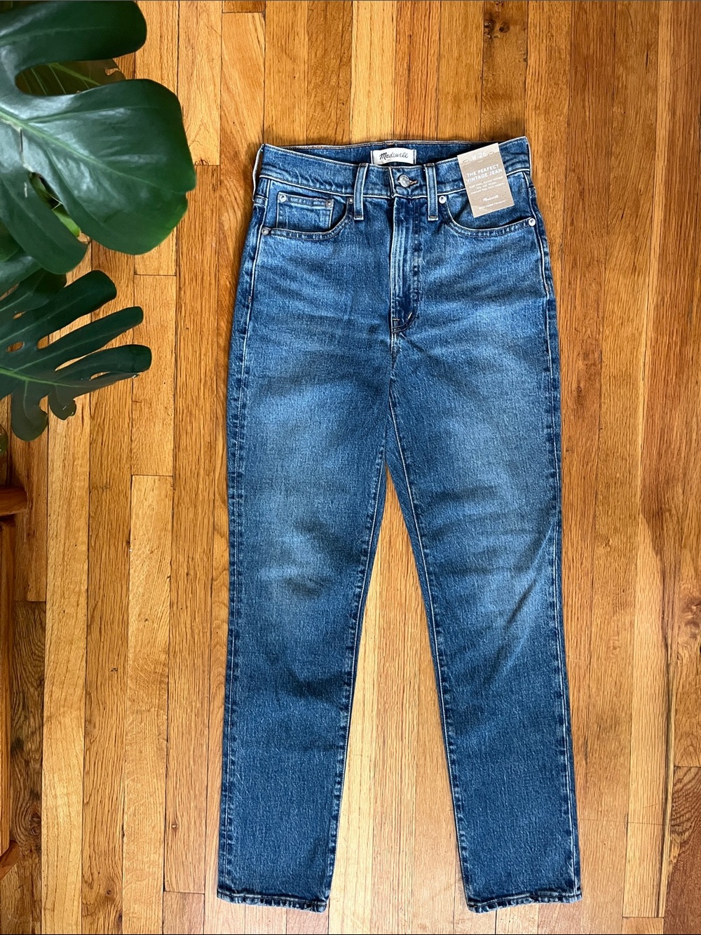 Madewell- The Perfect Vintage Straight Jean